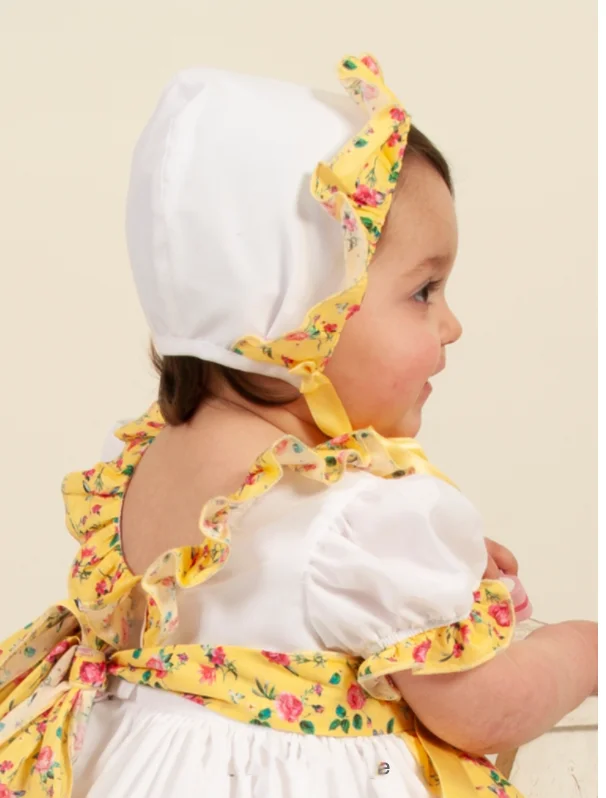 Casual Chic for Women Sonata White and Floral Bonnet