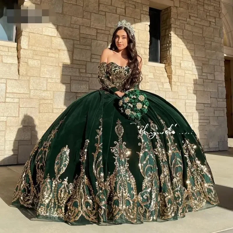 Luxury Fashion Mexican Girls Quince emerald Green Quinceanera Dresses Applique lace-up corset Sweet 16 Pageant Gowns Velvet Vestidos de XV años