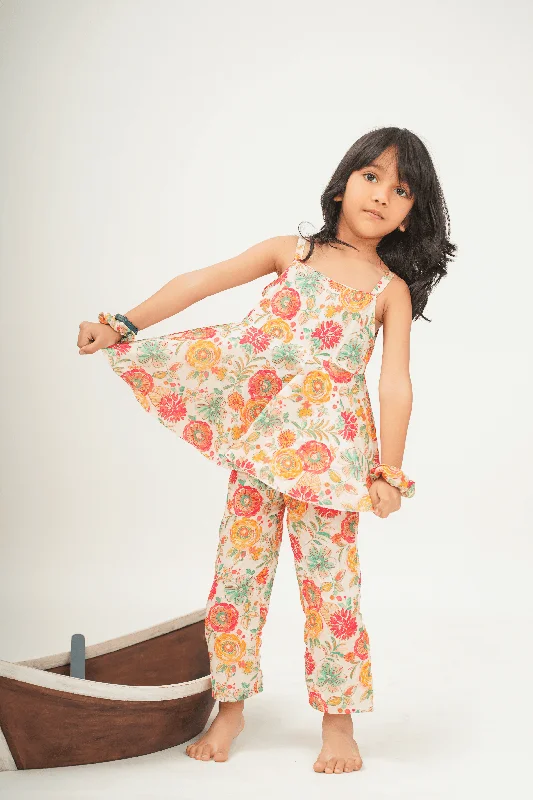 Trendy Street Style Clothing Girls 100% Cotton Printed Clothing Set - Indian Fusion Wear