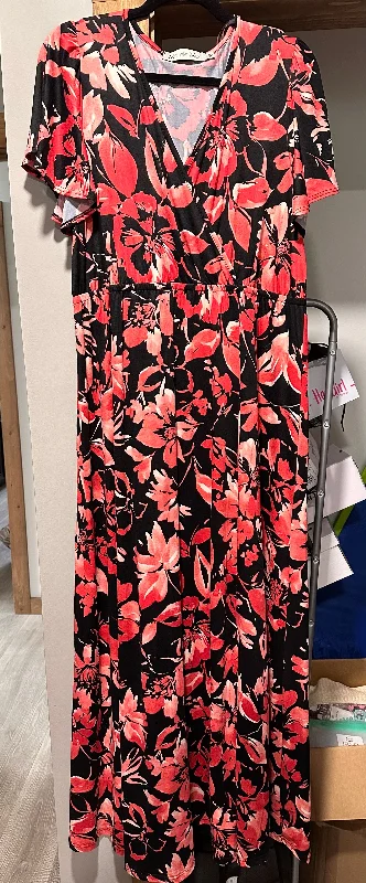 Extreme Clearance Deals Michelle Mae - Red / Black Floral Maxi Dress