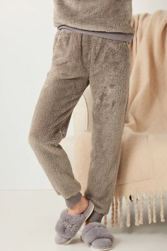 Summer Deals Faux Fur Jogger In Grey