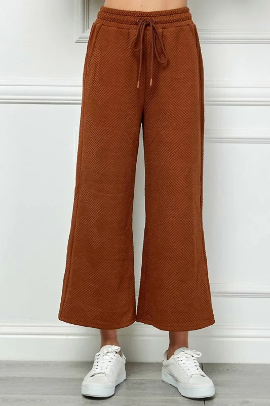 Trend Forward Threads For Her Textured Cropped Wide Pant In Rust