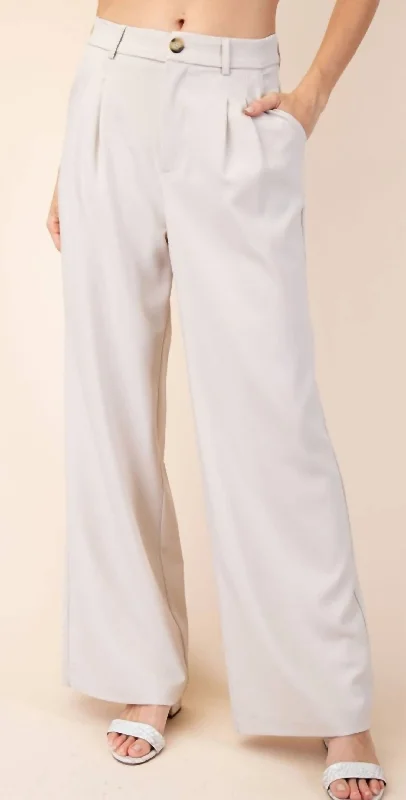 Trendy Women's Wear Game Changer Straight Leg Pants In Cream