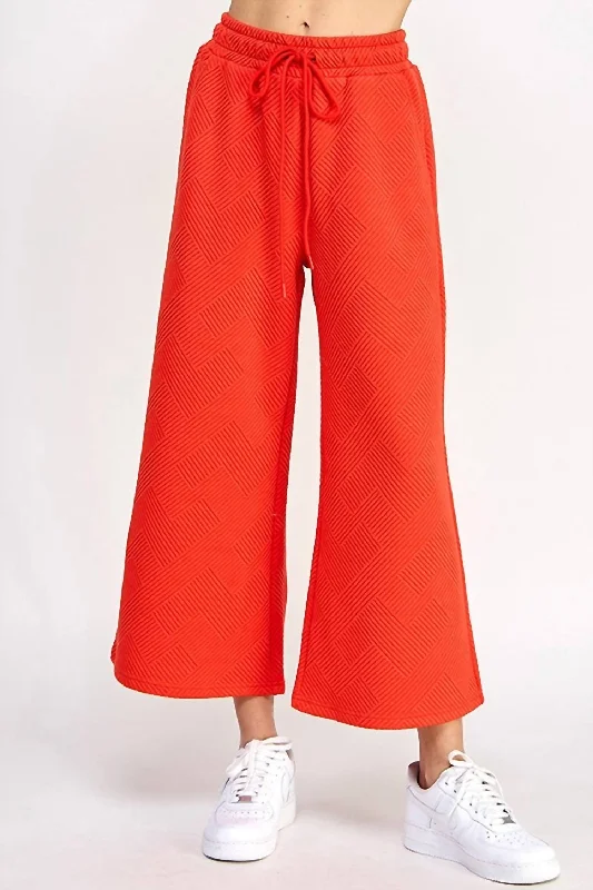 Get The Latest Trends Textured Cropped Wide Pant In Orange