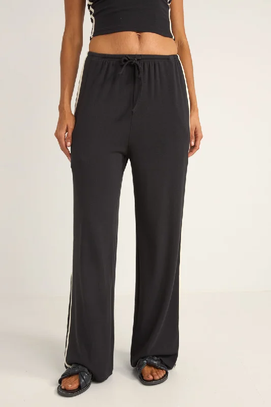 Discount Price Track Pant Black