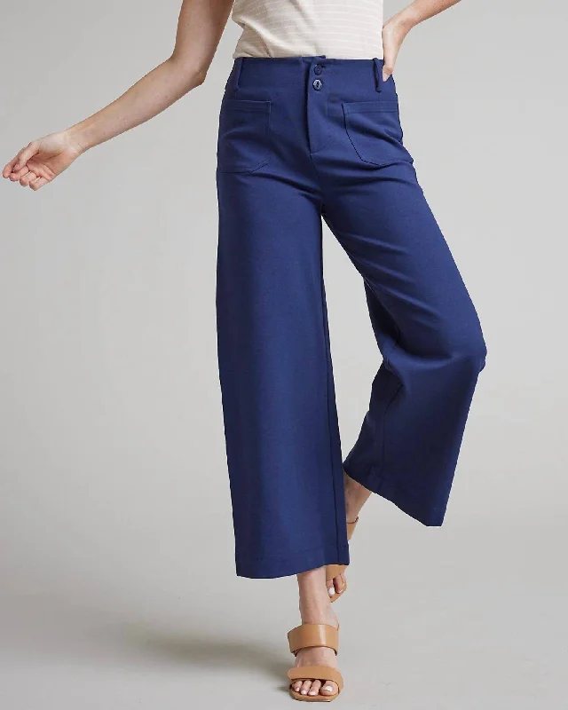 Travel Essentials Frankie Pocket Pant In Blue