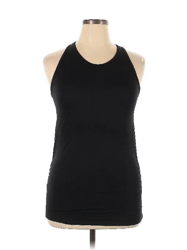 Chic Wardrobe Tank Top